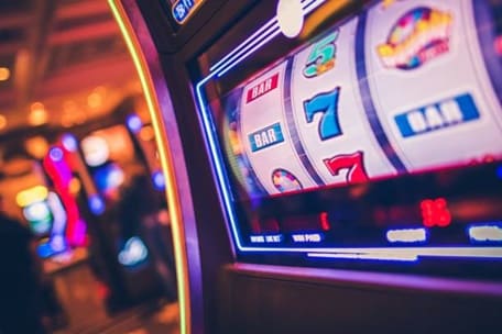 mastering the art of maximizing your chances at the casino slot machines